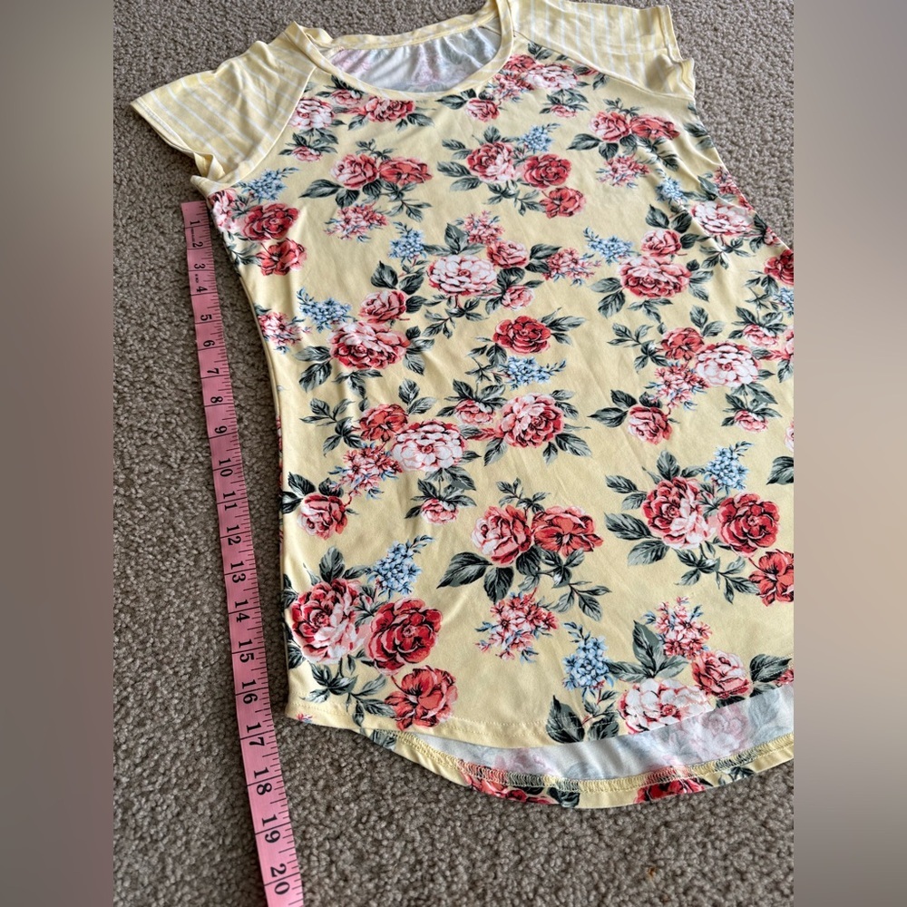 Yellow and Red Graphic Short Sleeve Tee - Picture 8 of 9